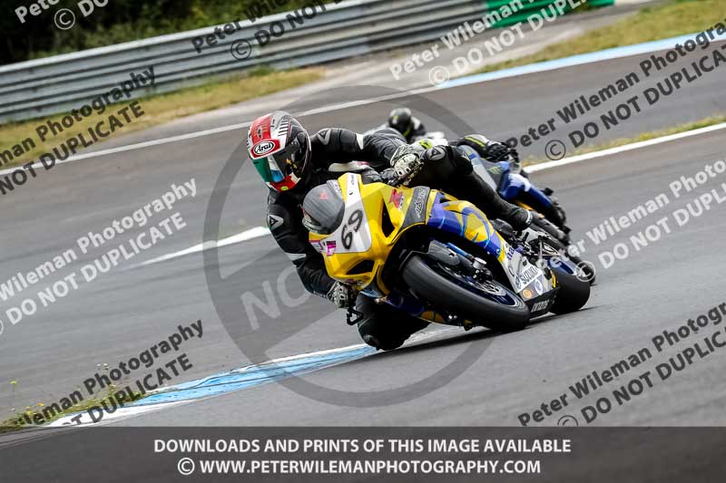 estoril;event digital images;motorbikes;no limits;peter wileman photography;portugal;trackday;trackday digital images